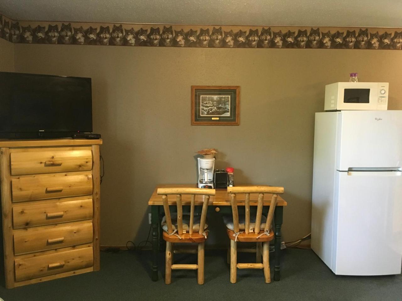Muskie Bay Resort Nestor Falls Eksteriør billede